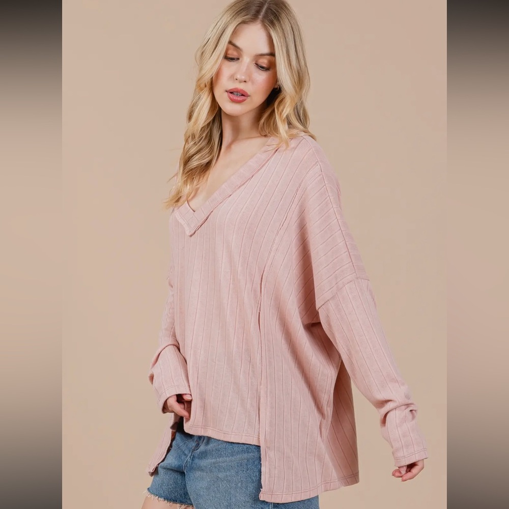 04 Solid Knit Oversized V-neck Top